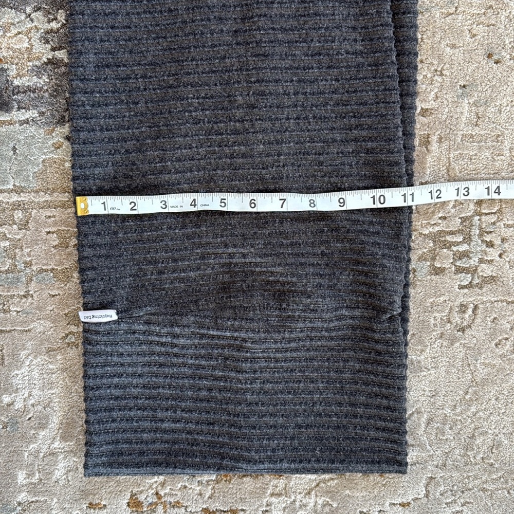 Ribbed Infinity Scarf - Picture 6 of 6